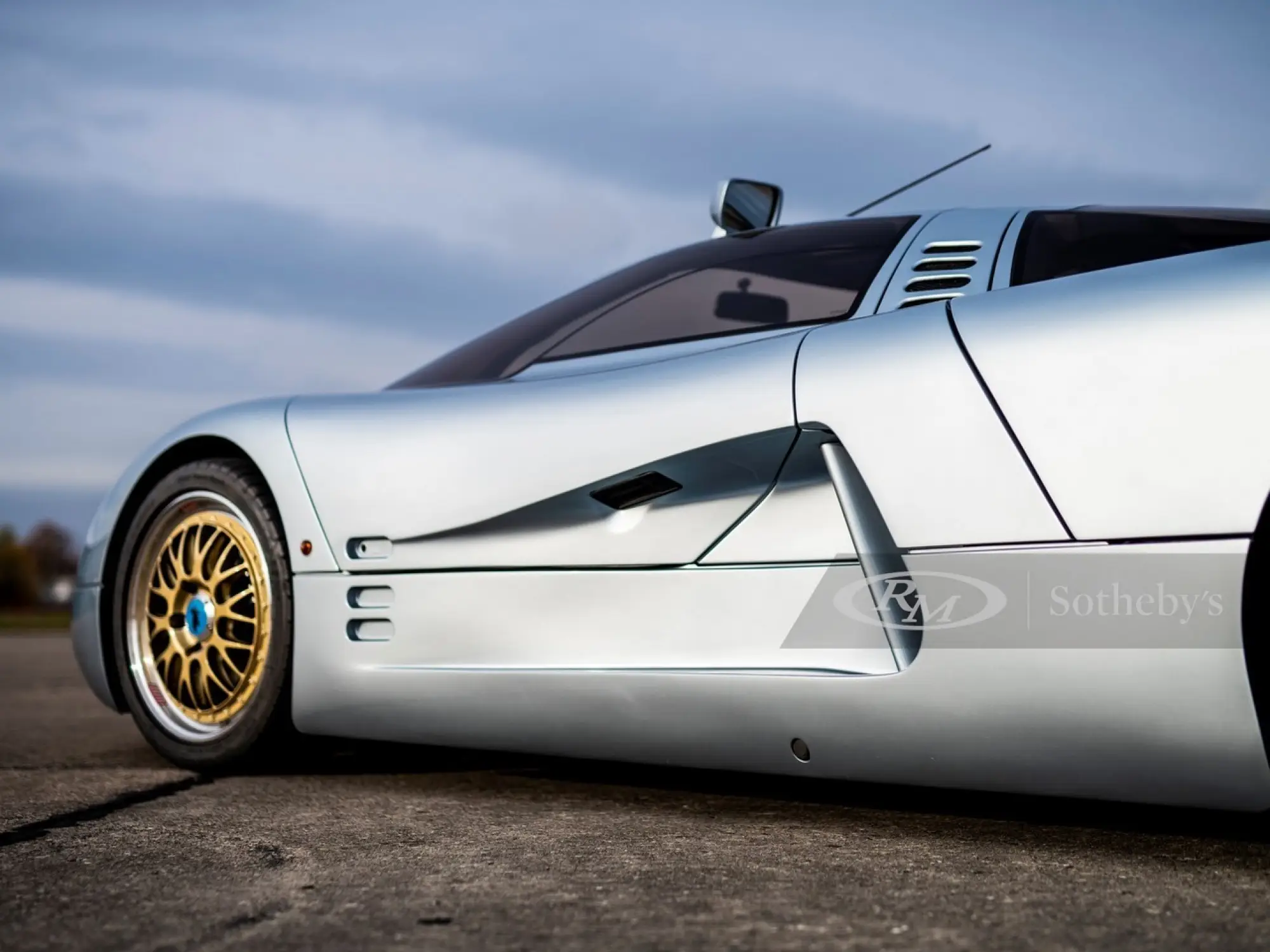 Isdera Commendatore 112i - 19