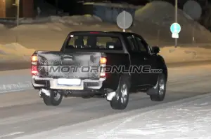 Isuzu D-Max foto spia 31 gennaio 2019