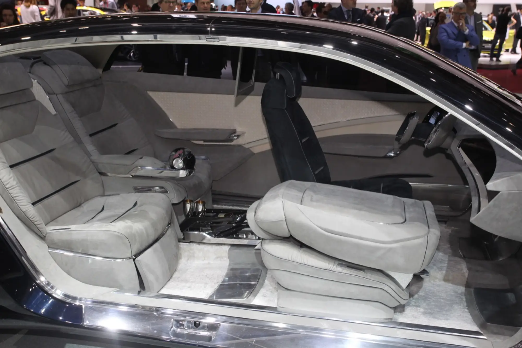 Italdesign Giugiaro GEA concept - Salone di Ginevra 2015 - 1