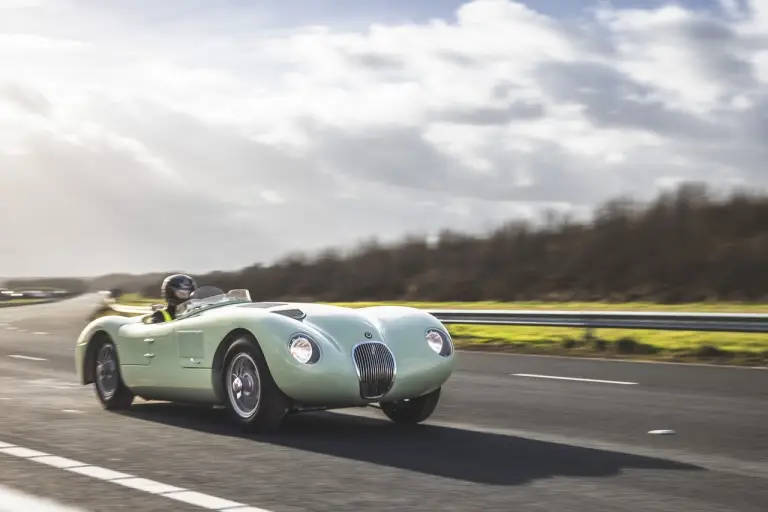 Jaguar C-Type Continuation Pastel Green - Foto - 8