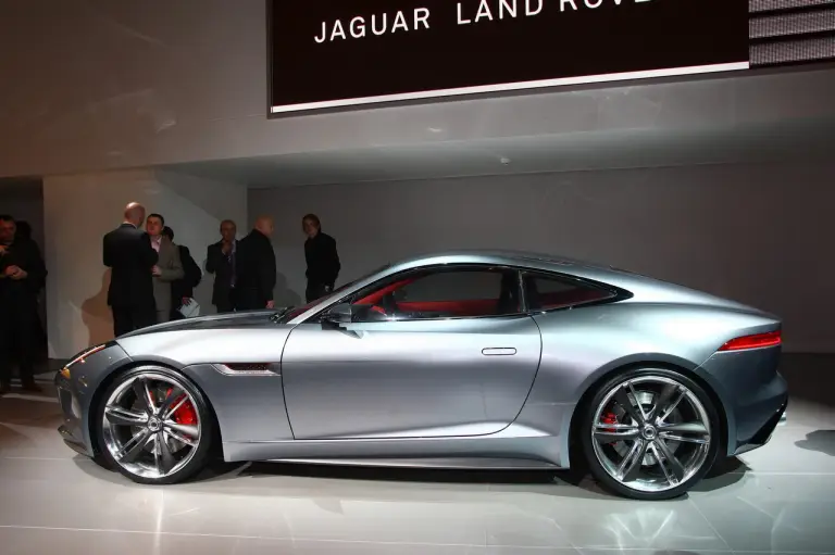 Jaguar C-X16 - Salone di Francoforte 2011 - 8