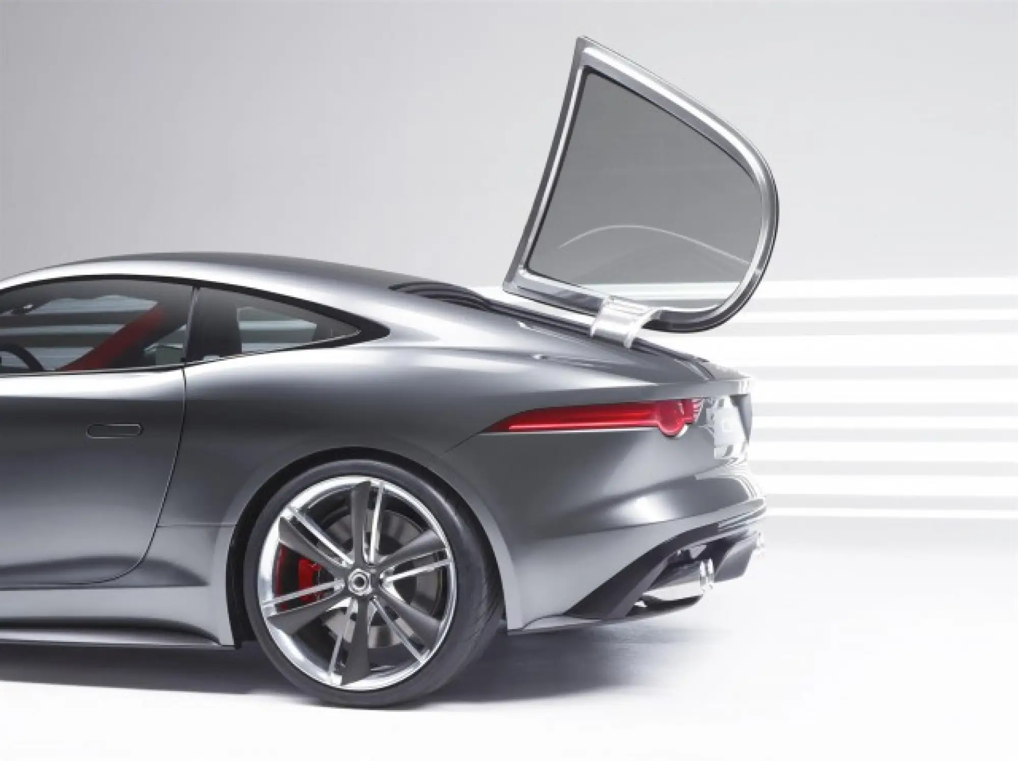 Jaguar C-X16 - 11