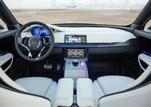 Jaguar C-X17 Concept 2013 - 8