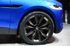 Jaguar C-X17 concept (live) - Salone di Francoforte 2013