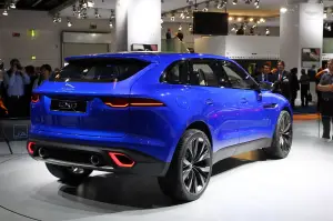 Jaguar C-X17 concept (live) - Salone di Francoforte 2013