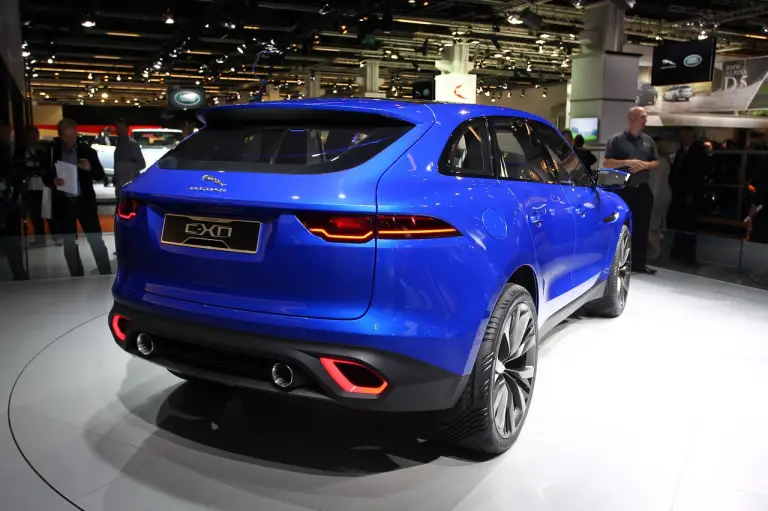 Jaguar C-X17 concept (live) - Salone di Francoforte 2013 - 20