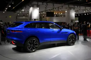 Jaguar C-X17 concept (live) - Salone di Francoforte 2013