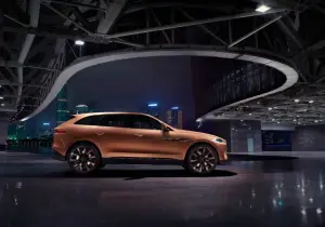 Jaguar C-X17 Concept - Salone di Guangzhou 2013