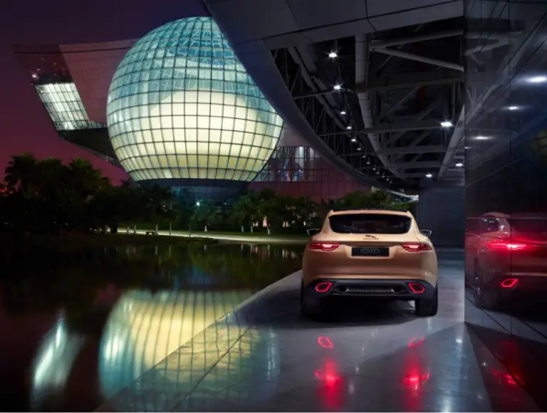 Jaguar C-X17 Concept - Salone di Guangzhou 2013 - 8
