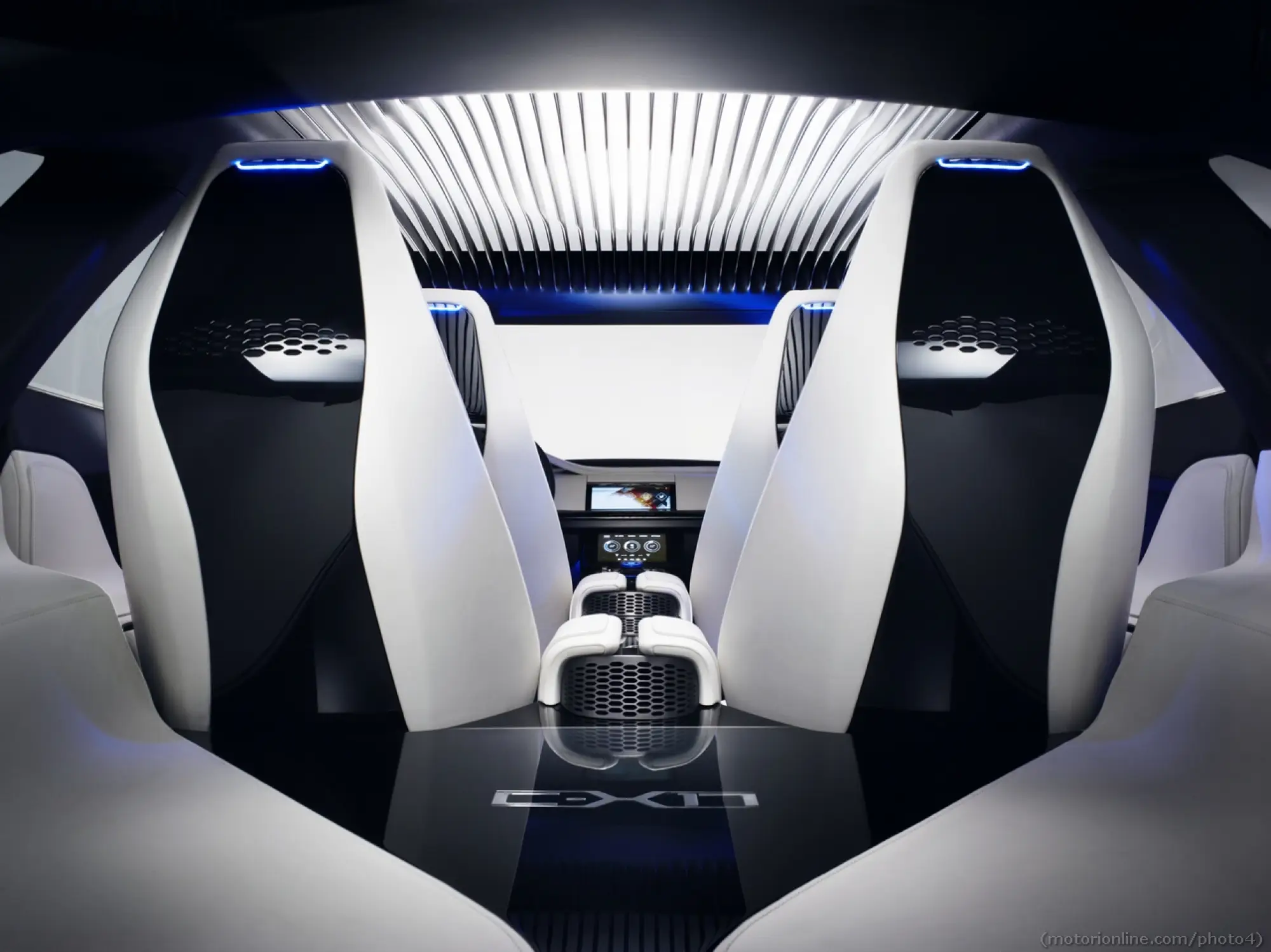 Jaguar C-X17 - Salone di Francoforte 2013 - 14