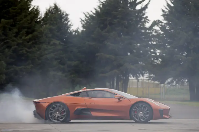 Jaguar C-X75 - Felipe Massa per SPECTRE - 13