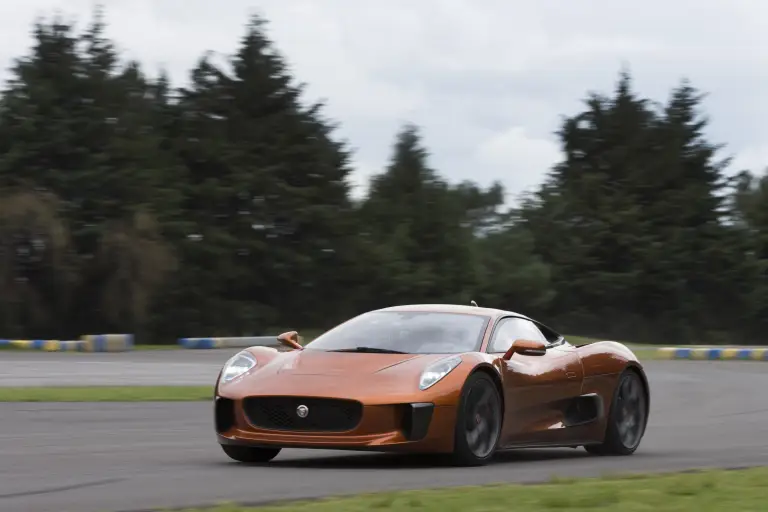 Jaguar C-X75 - Felipe Massa per SPECTRE - 14