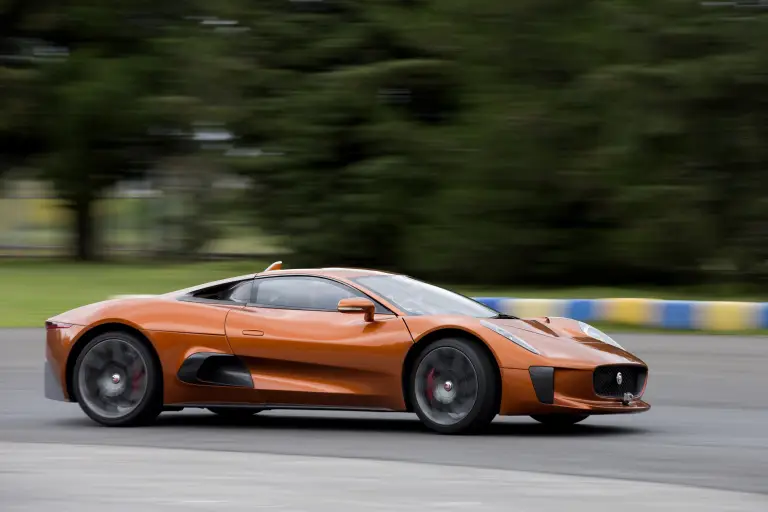 Jaguar C-X75 - Felipe Massa per SPECTRE - 19