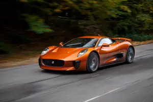 Jaguar C-X75 - 4
