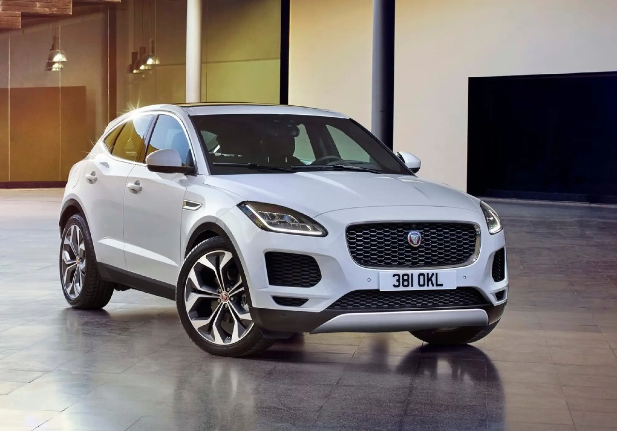 Jaguar E-PACE foto presentazione 14 Luglio 2017 - 14