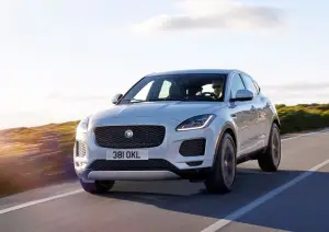 Jaguar E-PACE foto presentazione 14 Luglio 2017