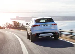 Jaguar E-PACE foto presentazione 14 Luglio 2017