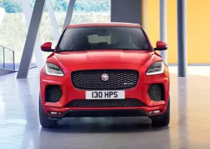 Jaguar E-PACE foto presentazione 14 Luglio 2017