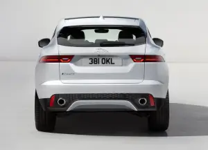 Jaguar E-PACE foto presentazione 14 Luglio 2017