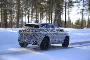 Jaguar E-Pace - Foto spia 27-2-2020