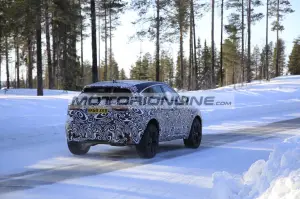 Jaguar E-Pace - Foto spia 27-2-2020 - 7