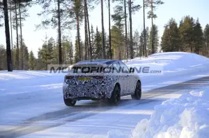 Jaguar E-Pace - Foto spia 27-2-2020 - 8