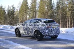 Jaguar E-Pace - Foto spia 27-2-2020 - 21