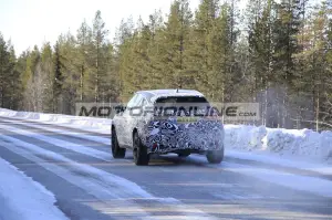 Jaguar E-Pace - Foto spia 27-2-2020 - 24