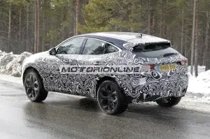 Jaguar E-Pace - Foto spia 30-4-2020