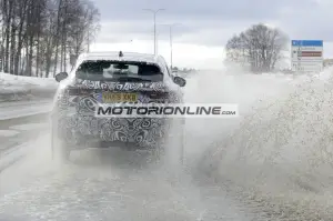 Jaguar E-Pace - Foto spia 30-4-2020