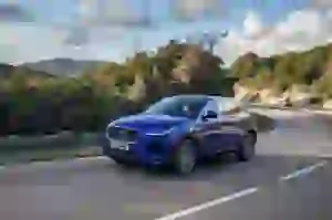 Jaguar E-PACE R-Dynamic S P300 - Test drive