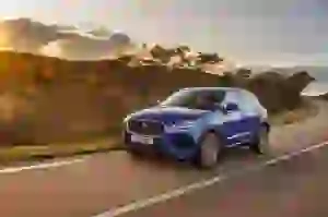 Jaguar E-PACE R-Dynamic S P300 - Test drive