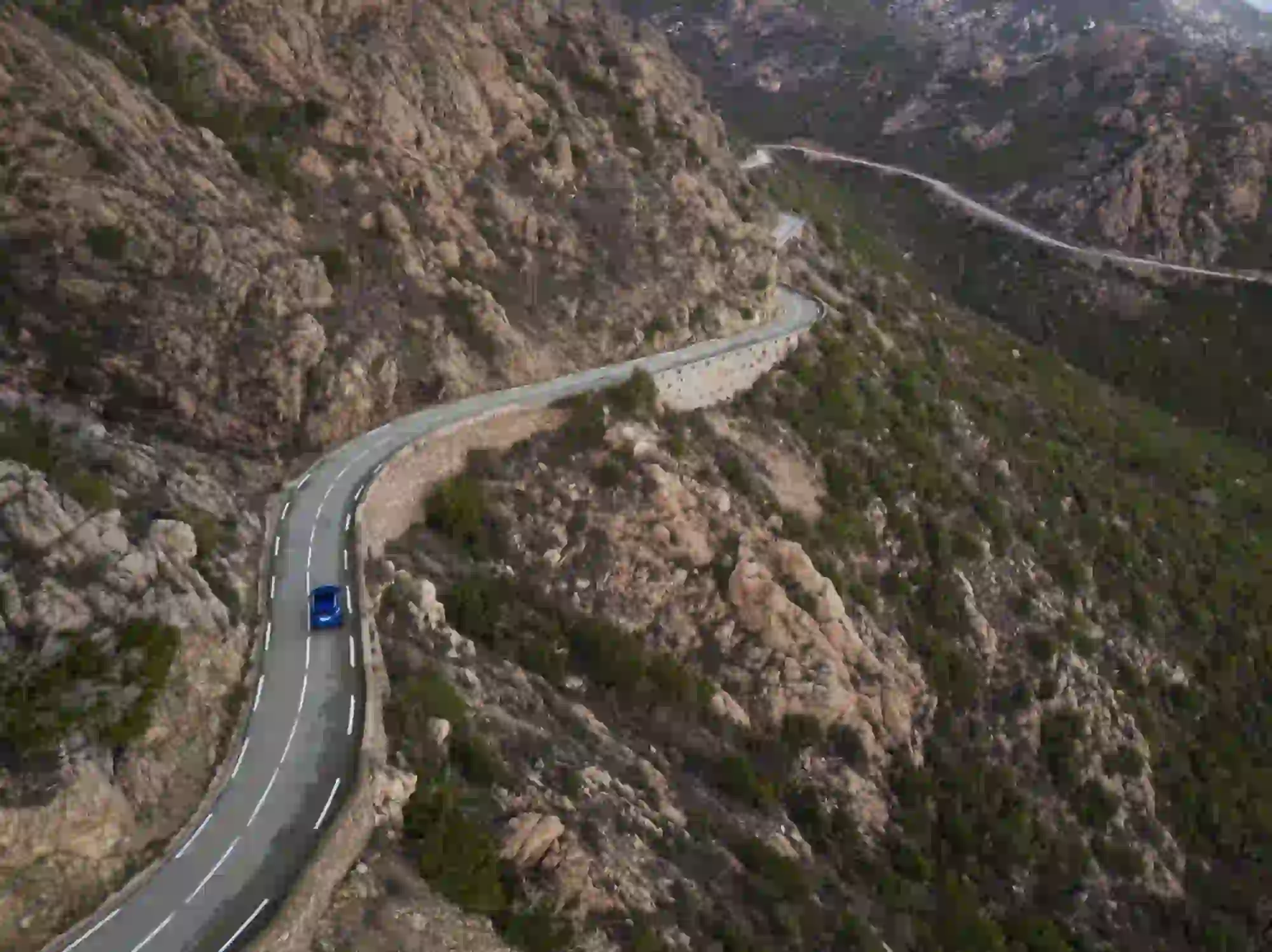 Jaguar E-PACE R-Dynamic S P300 - Test drive - 20