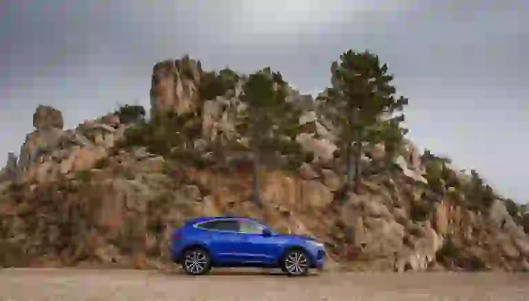Jaguar E-PACE R-Dynamic S P300 - Test drive - 80