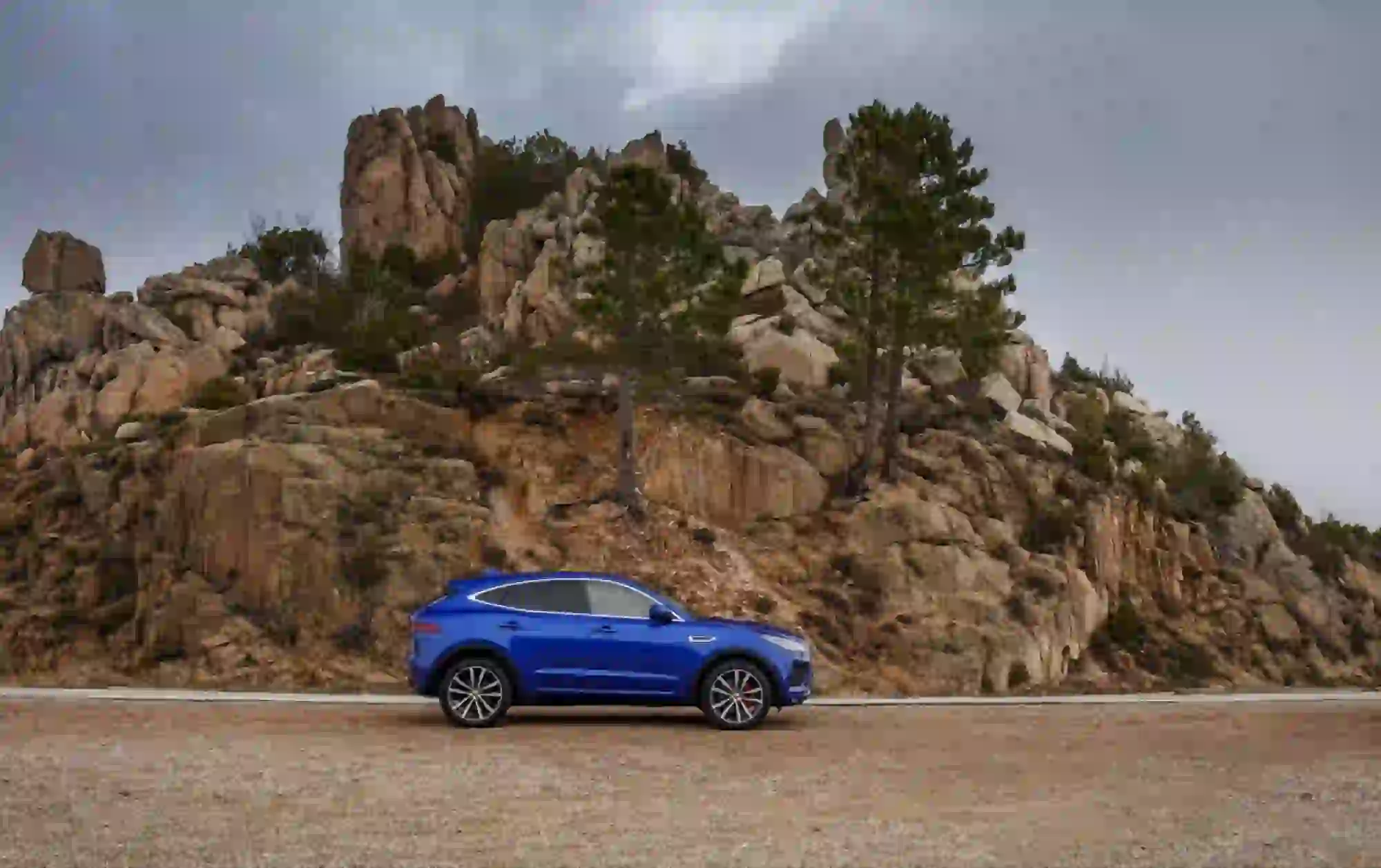 Jaguar E-PACE R-Dynamic S P300 - Test drive - 81