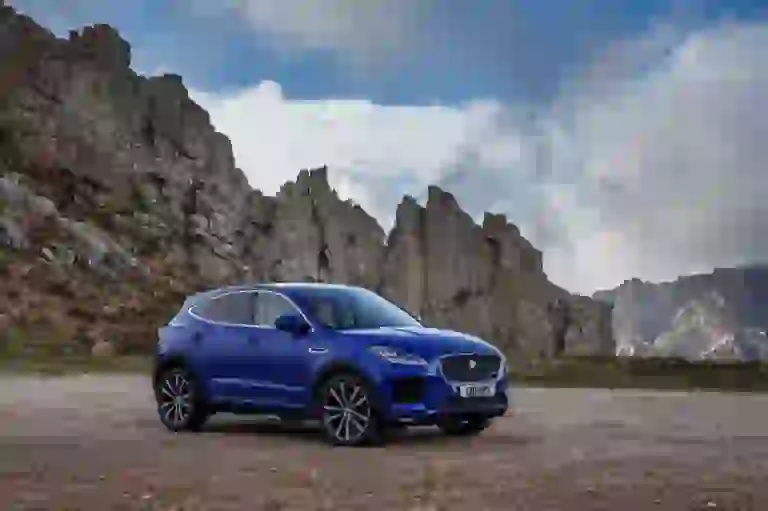 Jaguar E-PACE R-Dynamic S P300 - Test drive - 85