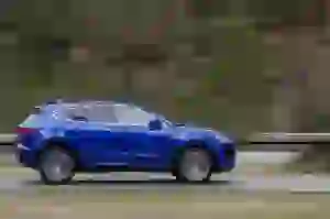Jaguar E-PACE R-Dynamic S P300 - Test drive