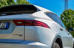 Jaguar E-Pace R Dynamic S P330e 2022 - Prova su Strada