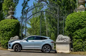 Jaguar E-Pace R Dynamic S P330e 2022 - Prova su Strada