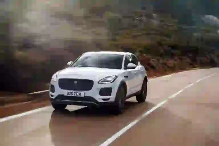 Jaguar E-PACE S D240 - Test drive - 5