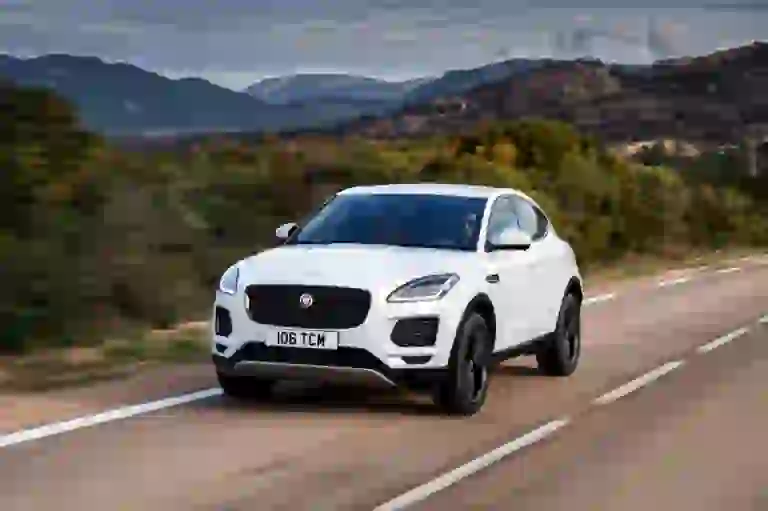 Jaguar E-PACE S D240 - Test drive - 35