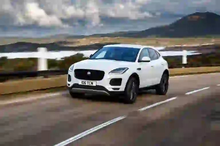 Jaguar E-PACE S D240 - Test drive - 36