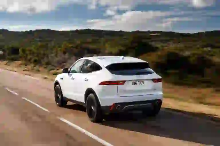 Jaguar E-PACE S D240 - Test drive - 39