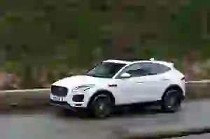 Jaguar E-PACE S D240 - Test drive