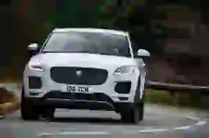 Jaguar E-PACE S D240 - Test drive