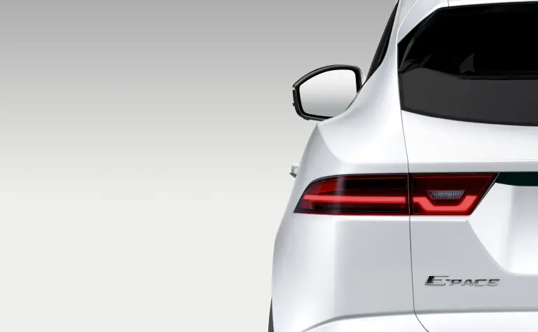 Jaguar E-Pace - Teaser - 2