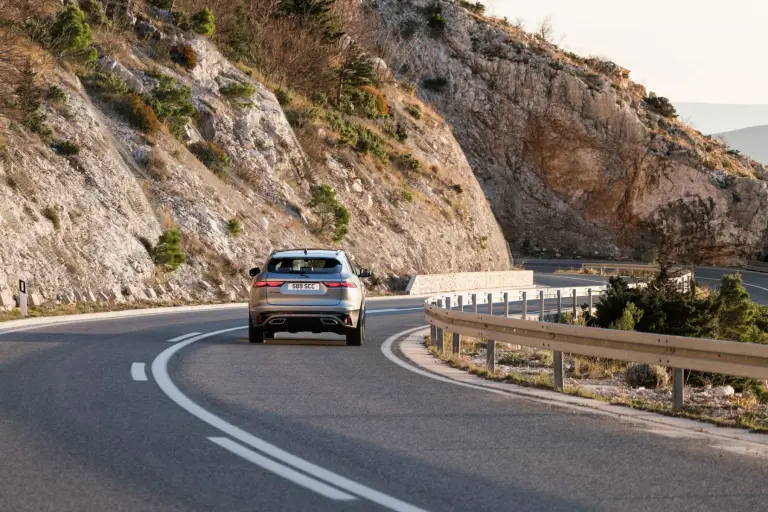 Jaguar F-Pace 2021 - 34