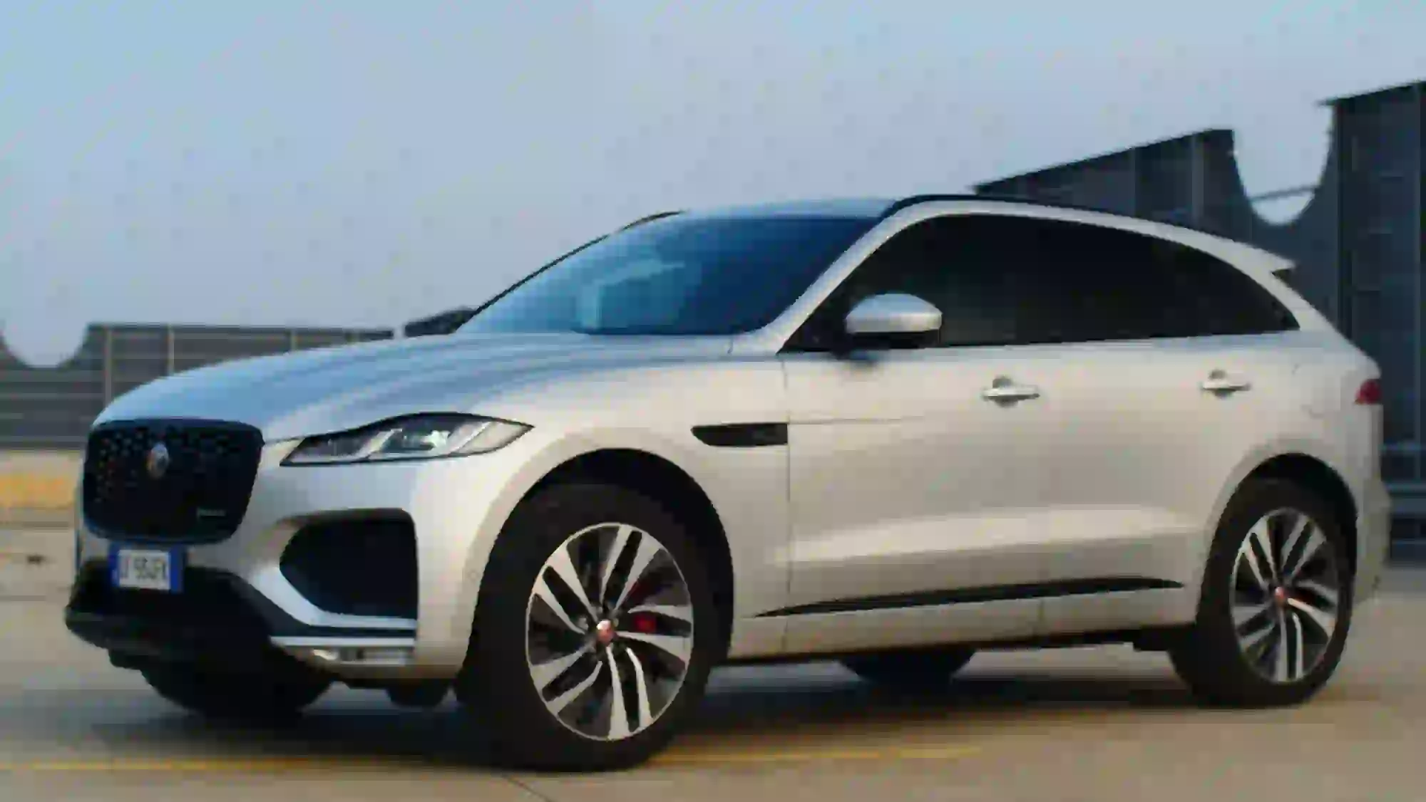 Jaguar F-Pace 400e AWD 2022 - 4