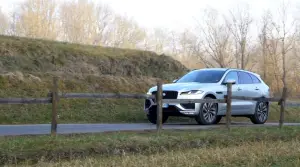 Jaguar F-Pace 400e AWD 2022 - 13