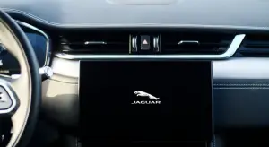 Jaguar F-Pace 400e AWD 2022 - 23